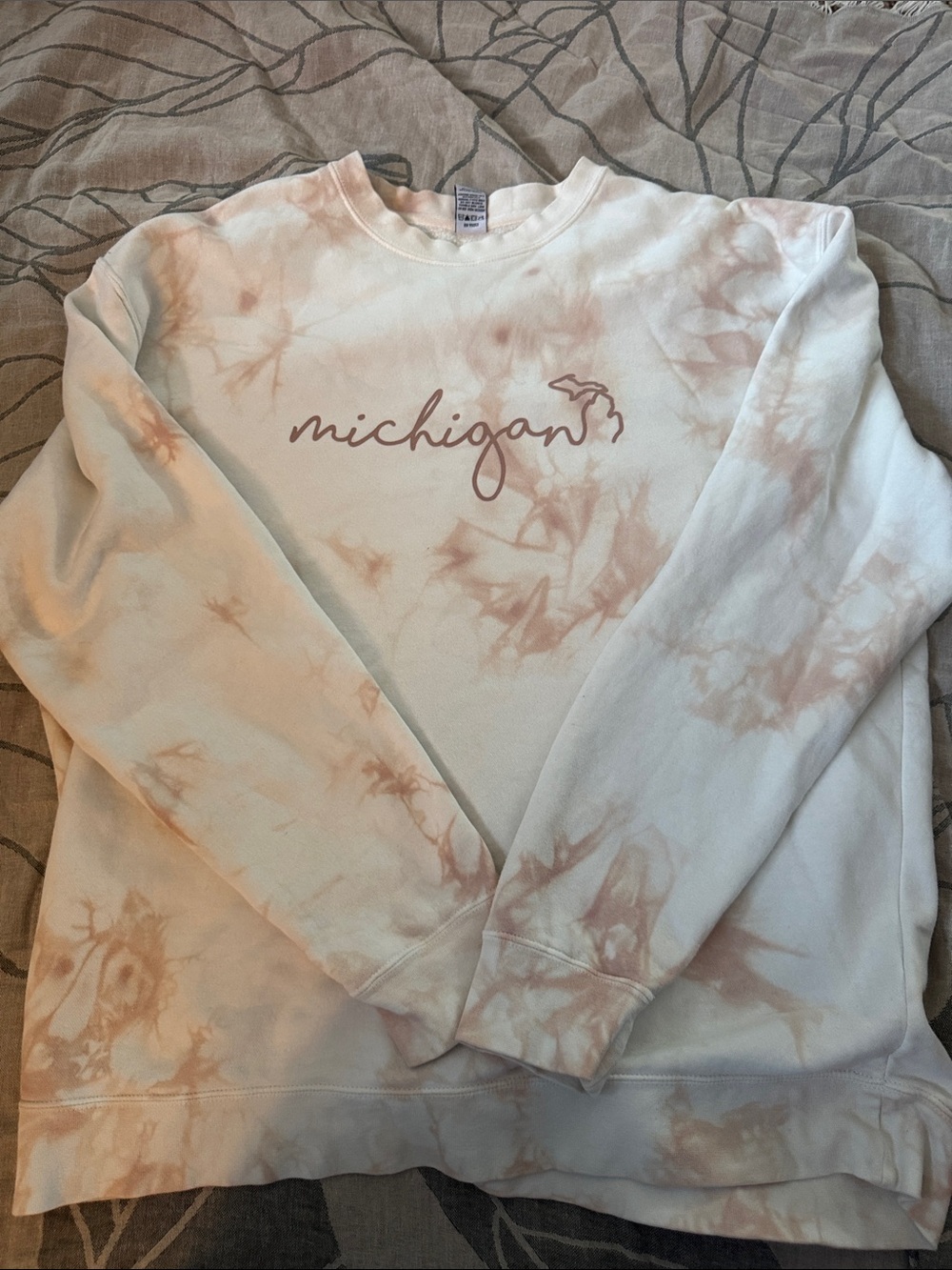 Michigan Script Tie-Dye Crewneck Sweatshirt - Light Beige Fun and Oversized NWOT
